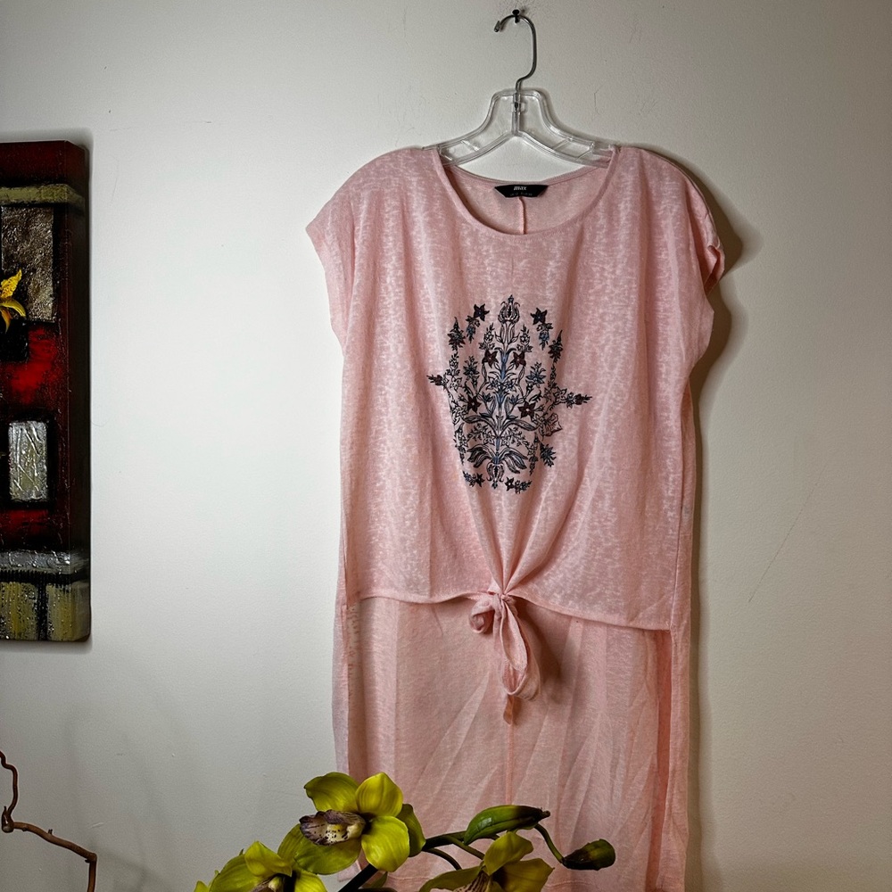 T93- Max Pink Tie Front High Low Graphic Tunic